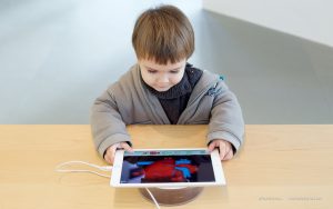 E-books y su impacto en niños: lectura digital en la era moderna